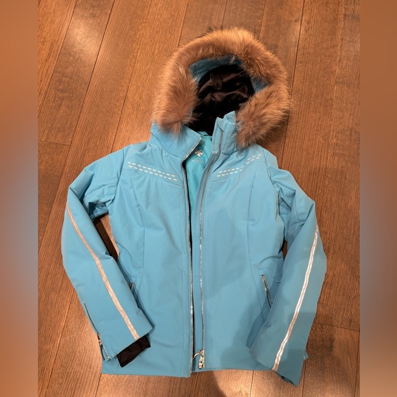 Descente Light Blue Ski Jacket - Women’s size 8 - motion 3D, Heat Navi - Picture 1 of 4